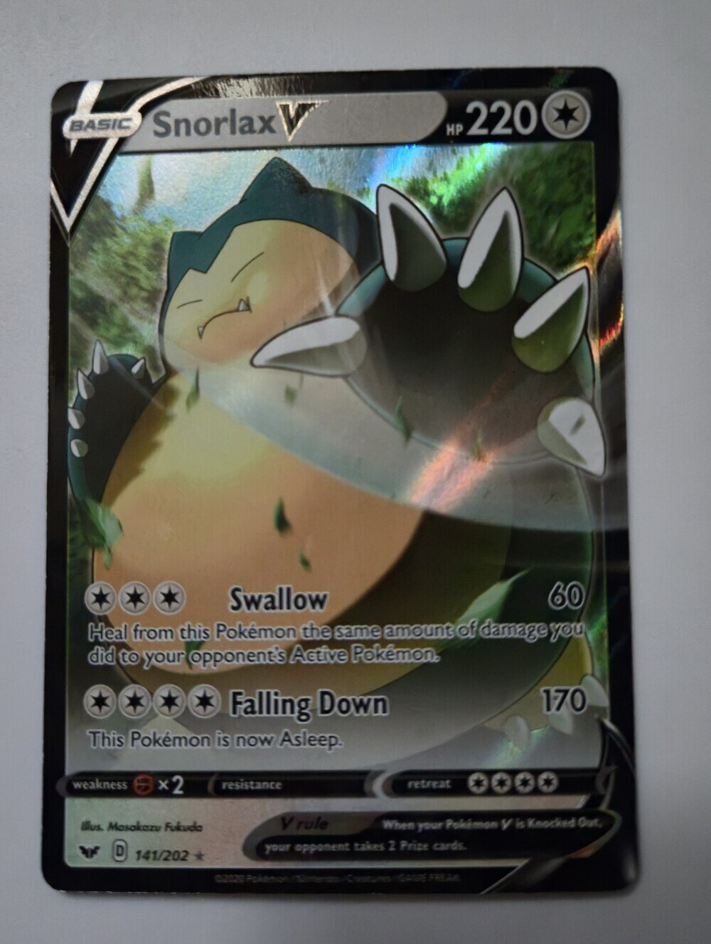 Snorlax V #141 Pokemon Sword & Shield Holo Card